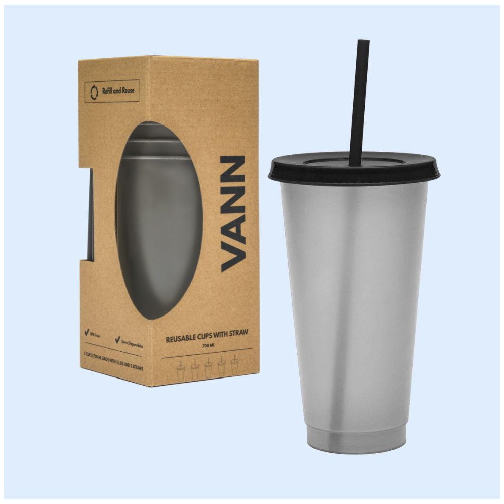 Reusable cups with straw and lid 700 ML